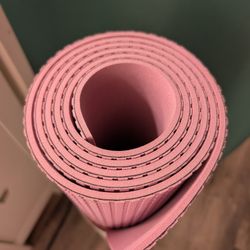 Lululemon Light Weight Yoga Mat - Sport - New