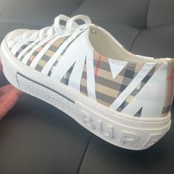White Burberry Low Top