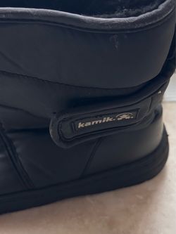 Kamik black winter snow kids boots size 4