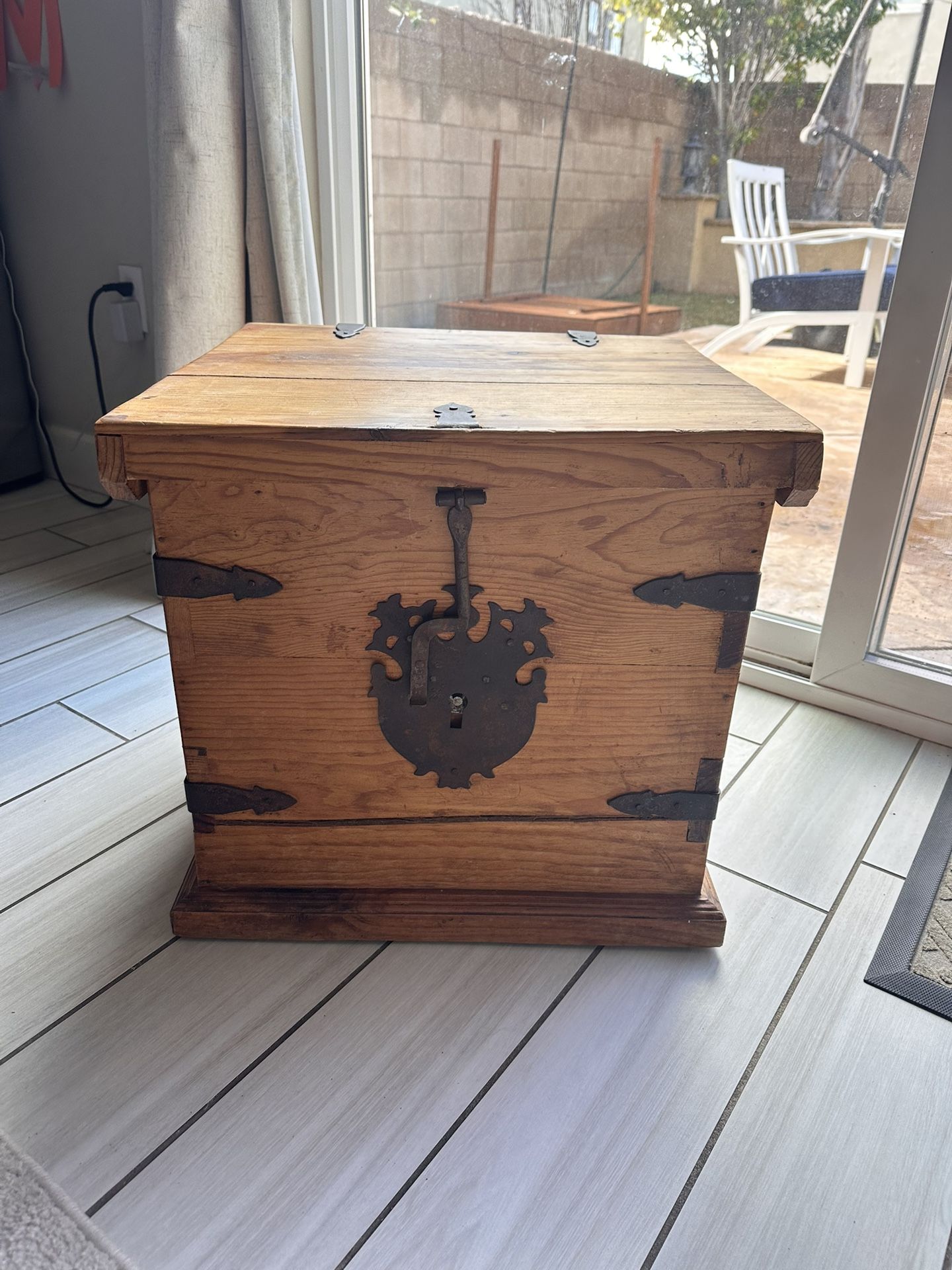 Rustic Wooden Chest Storage Box Side Table