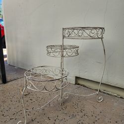 Foldable Plant Stand 