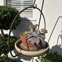 Vintage heavy wrought iron rustic hanging Planter Plant Pot Holder Display Large Hanger