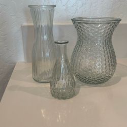 3 Flower Vases 