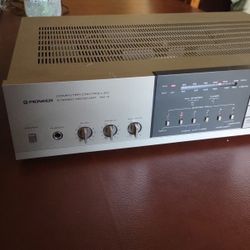 Silver Pioneer Sx-4 Stereo Receiver 