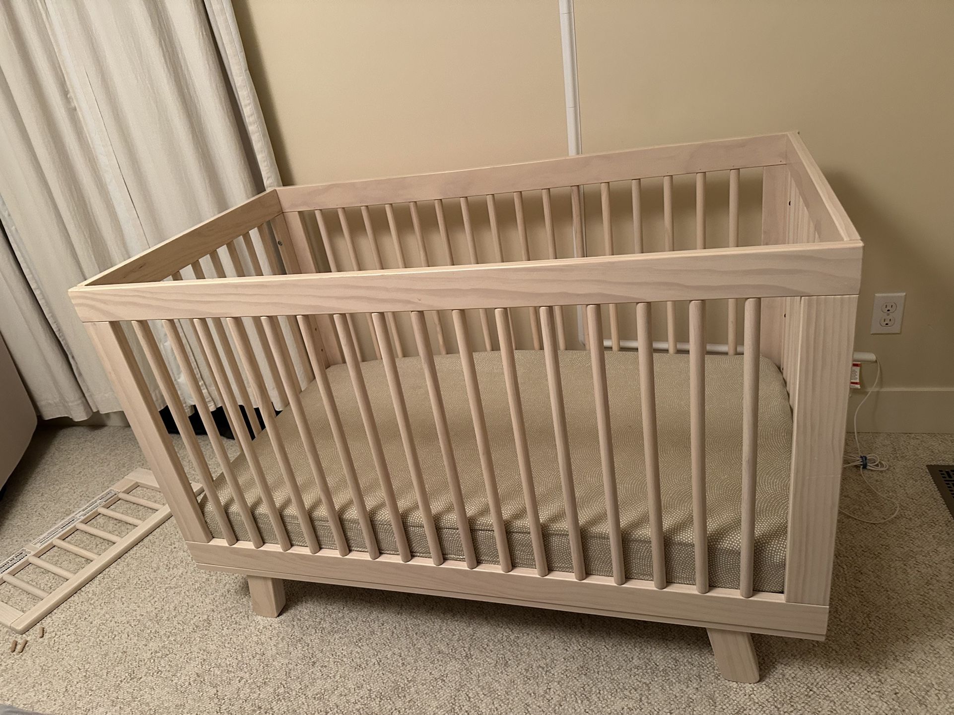 Babyletto Hudson Convertible Crib