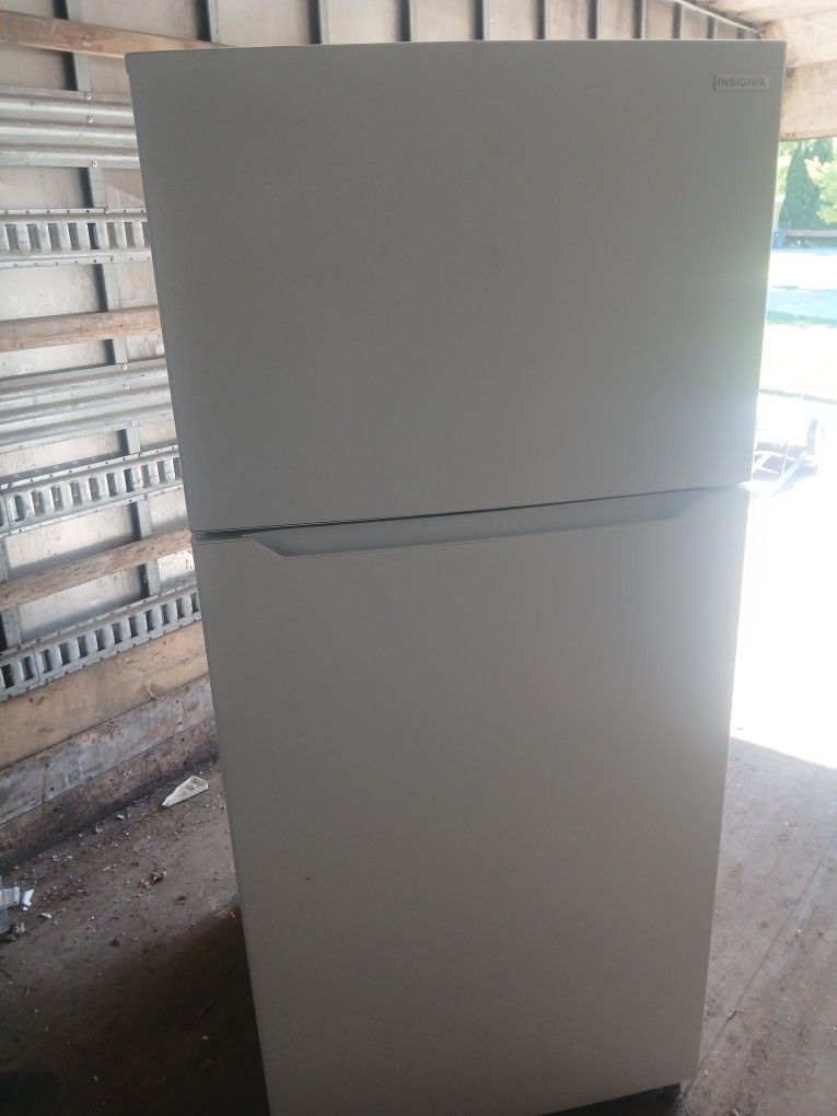 Whirlpool Refrigerator