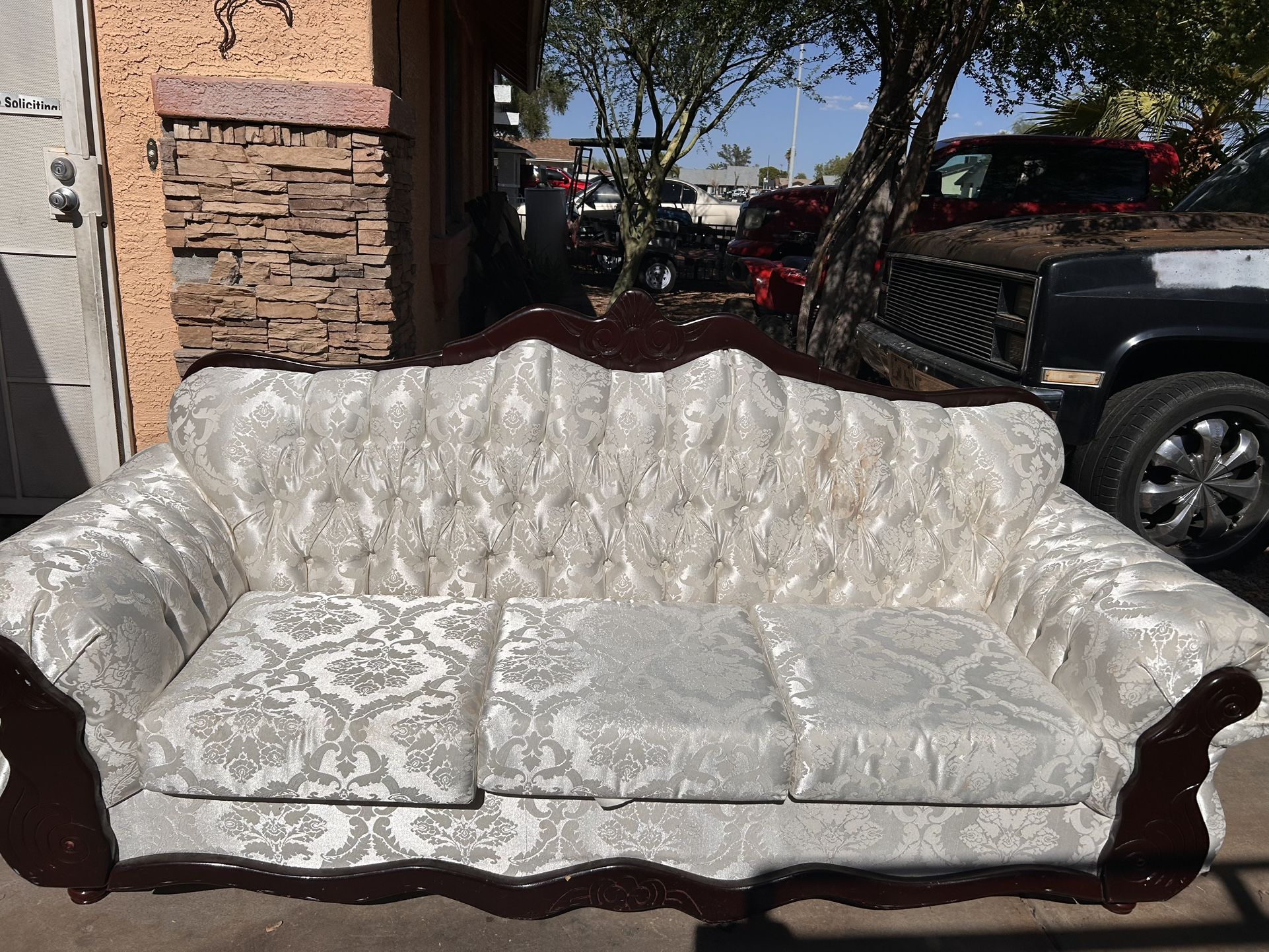 Couch White color Antique. Delivered Available Small Fee