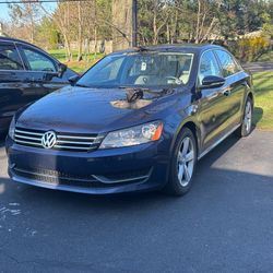 2012 Volkswagen Passat 2.5 SE