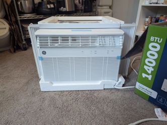 GE 14000 BTU Smart Control Window AC