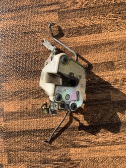 AE86 Passenger Door Latch