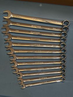 Matco Tools 12 PIECE METRIC 12 POINT COMBINATION WRENCH SET Includes sizes 8mm - 19mm