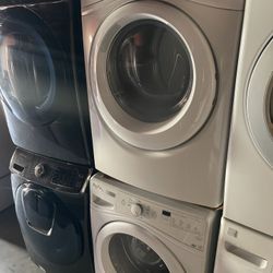 Whirlpool Set Gas Dryer And Washer 