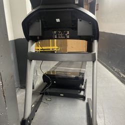 Preform 5000 Treadmill 