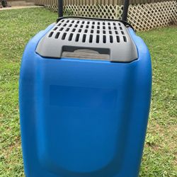 Dehumidifier 