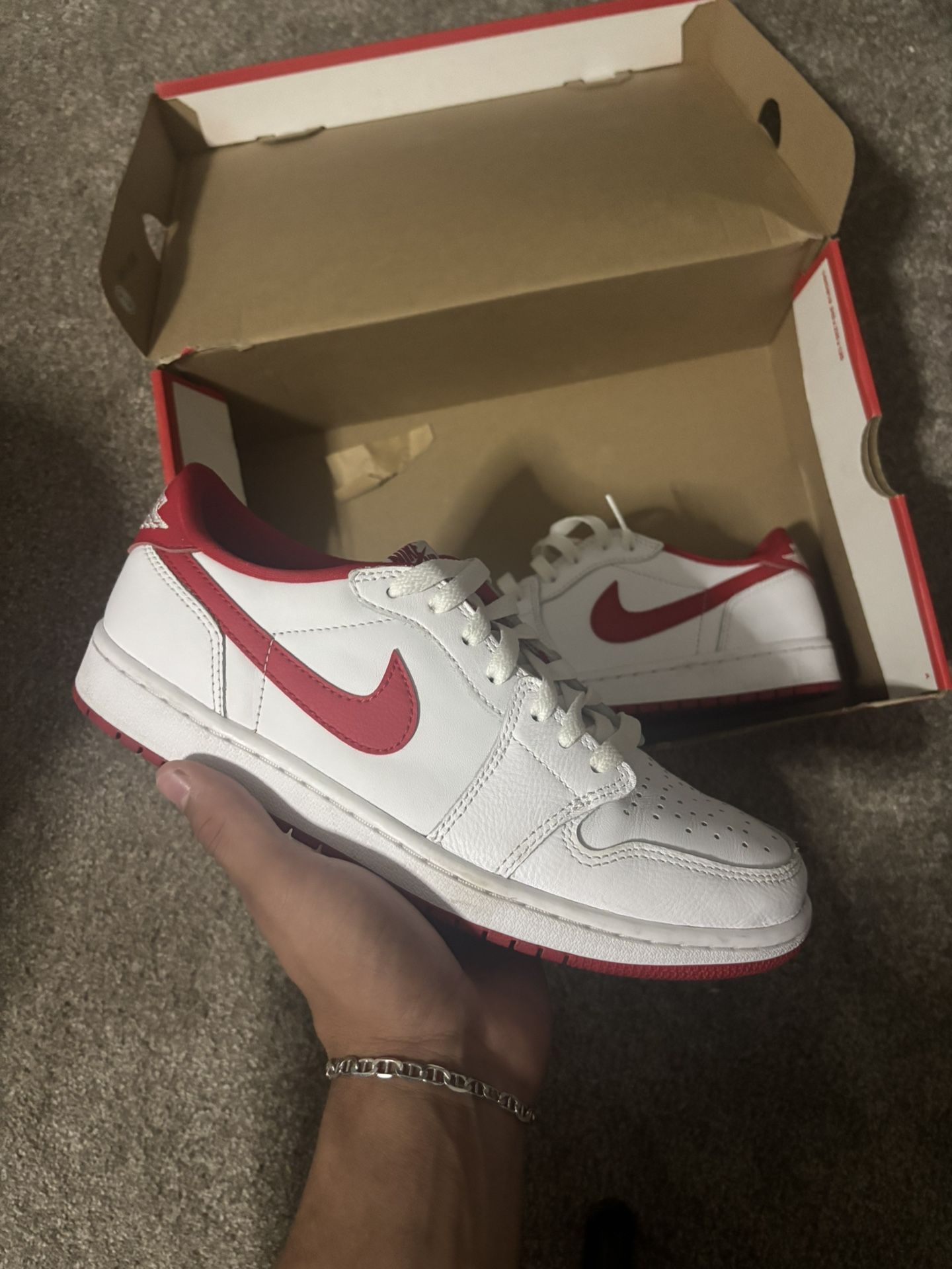 Jordan 1 Low ‘University Red’