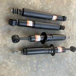2007 FJ Cruiser Shocks OEM
