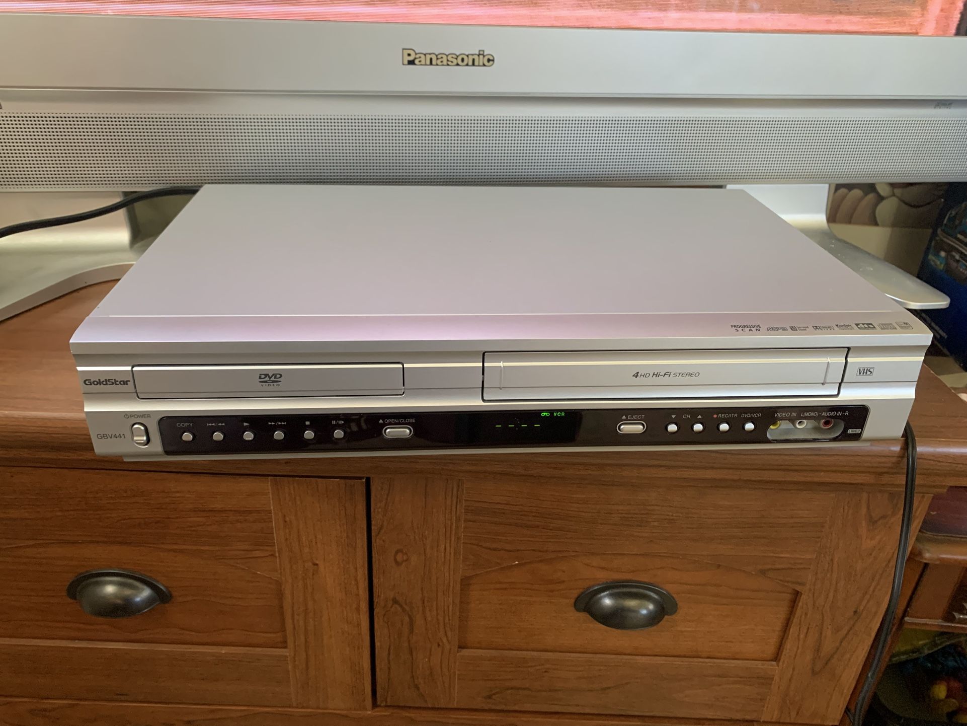 GoldStar DVD & VHS Tested (No Remote Or Av Cable)