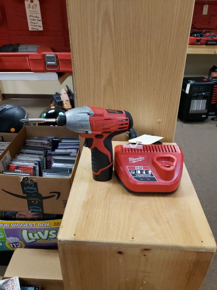 Milwaukee M12 Impact Driver 2450-20