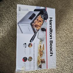 Brand new Hamilton Beach 12 Cup Deep Flyer