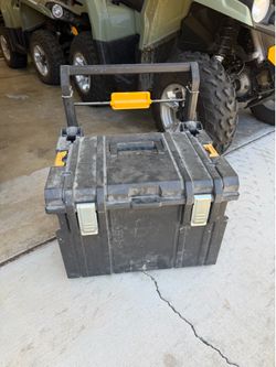 Dewalt Toughsystem 1.0 rolling tool box