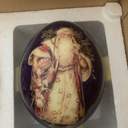 Franklin Mint Victorian Santa