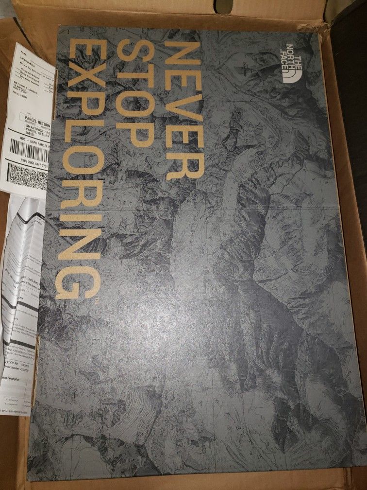 North Face Woman's Size 9 Snow Boots