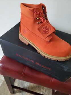 Kids Timberland size 3y brand new