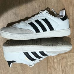 Kids shoes