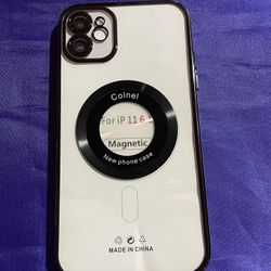 iPhone 11 Magnetic Case