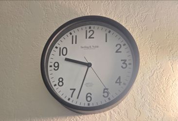 WALL CLOCK