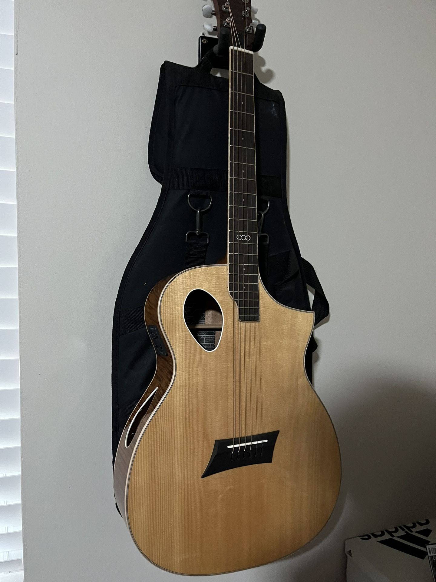 Michael Kelly Guitar