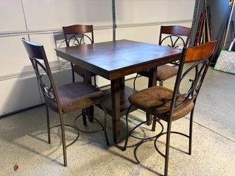 High Top Table - very sturdy & high quality