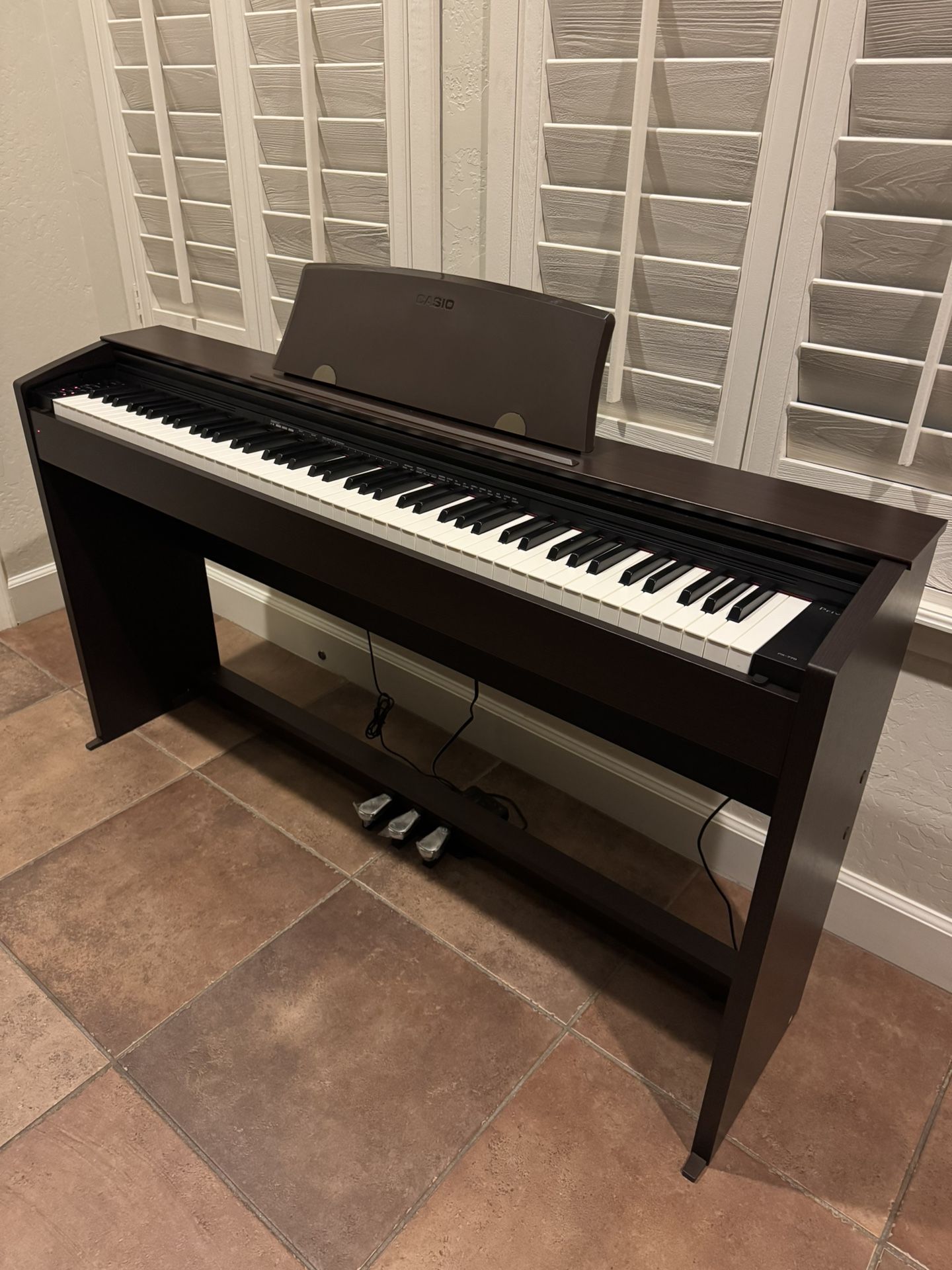 Casio Privia PX-770 Piano