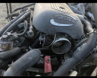 Chevy 5.3. Engine Good For Hot Rod 