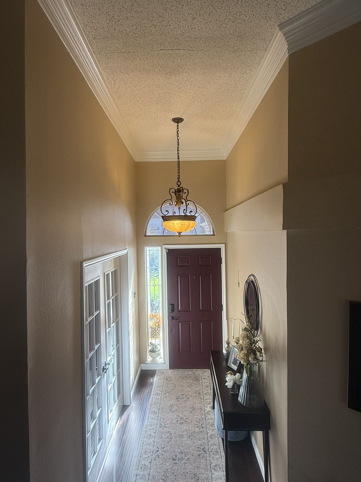 Antique-Style Hanging Entryway Light – Amber Glass