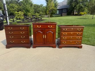 Mahogany Nightstands - Free Delivery