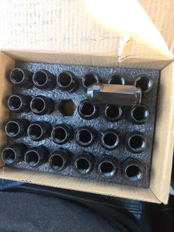 14x1.5 set of 24 luggage nuts brand new