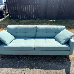 Free Couch!!