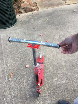 Kids scooter in great condition