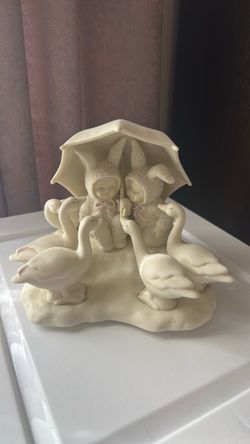 Snowbabies Porcelain Figurine with Geese and Umbrella