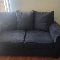 Couches/ Sofa 