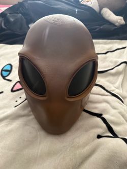Alien mask