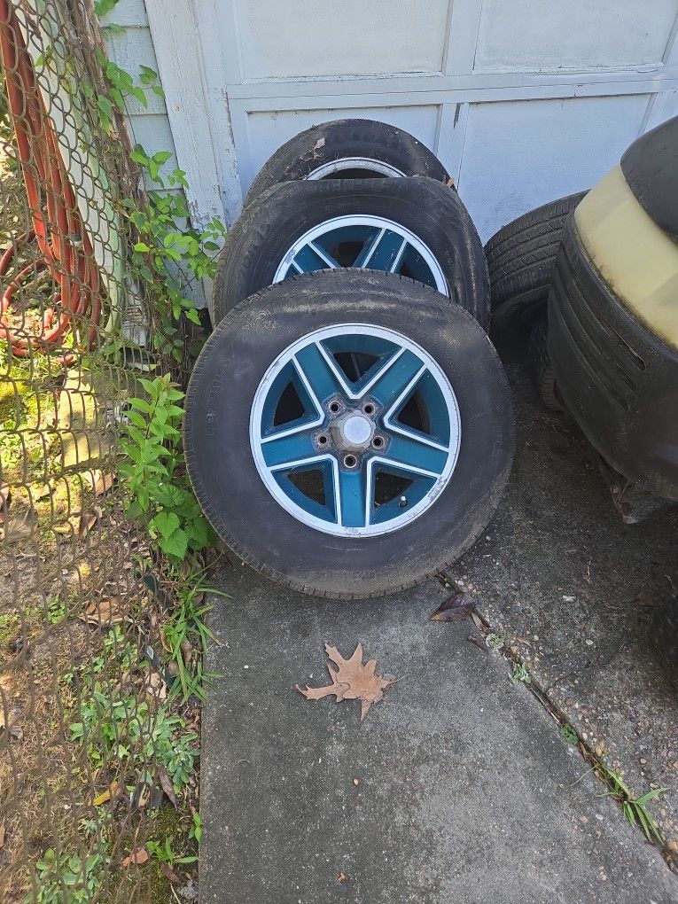 Original Chevrolet Rims