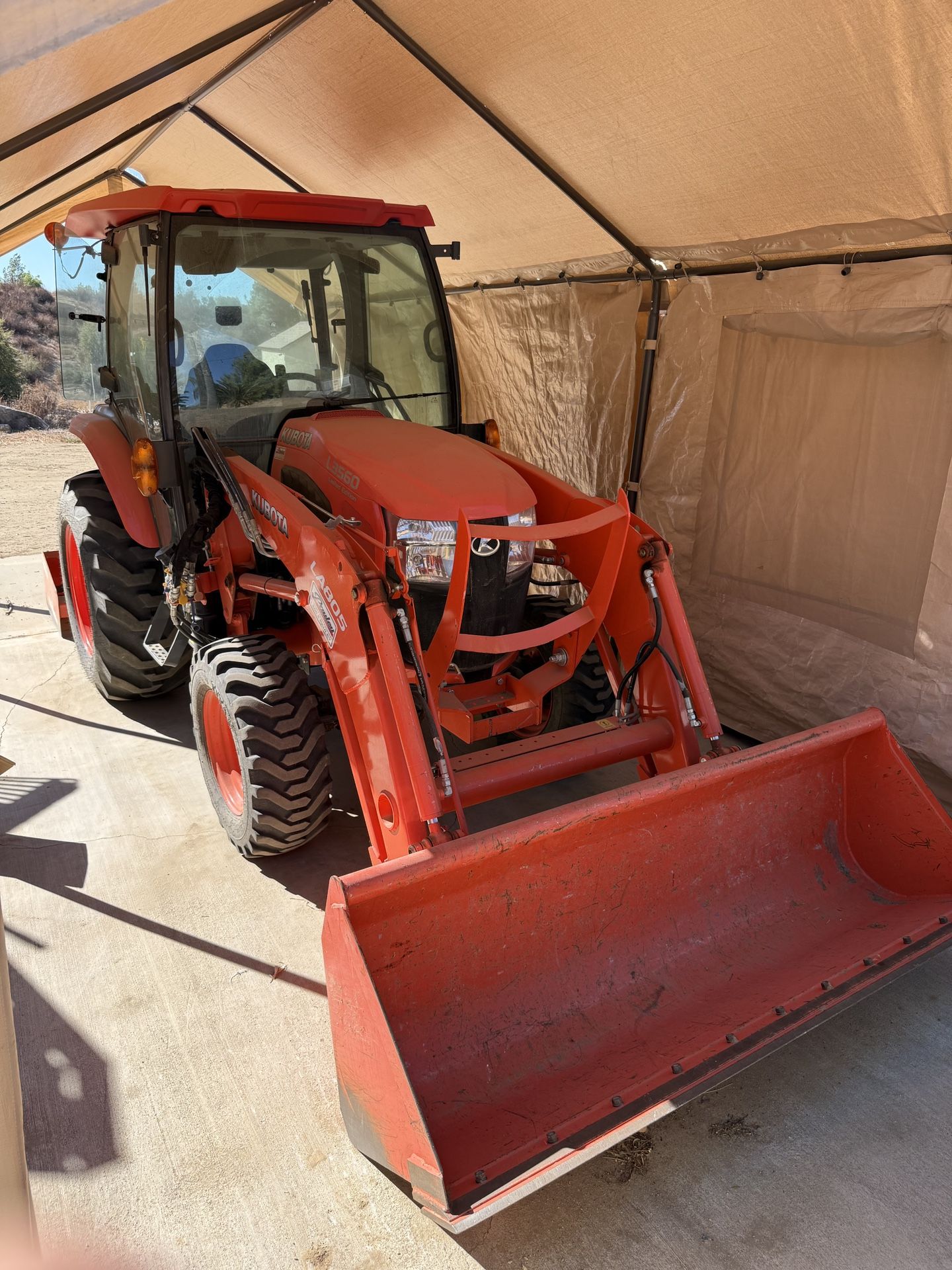 2019 Kubota L3560 Limited Edition - Like New!
