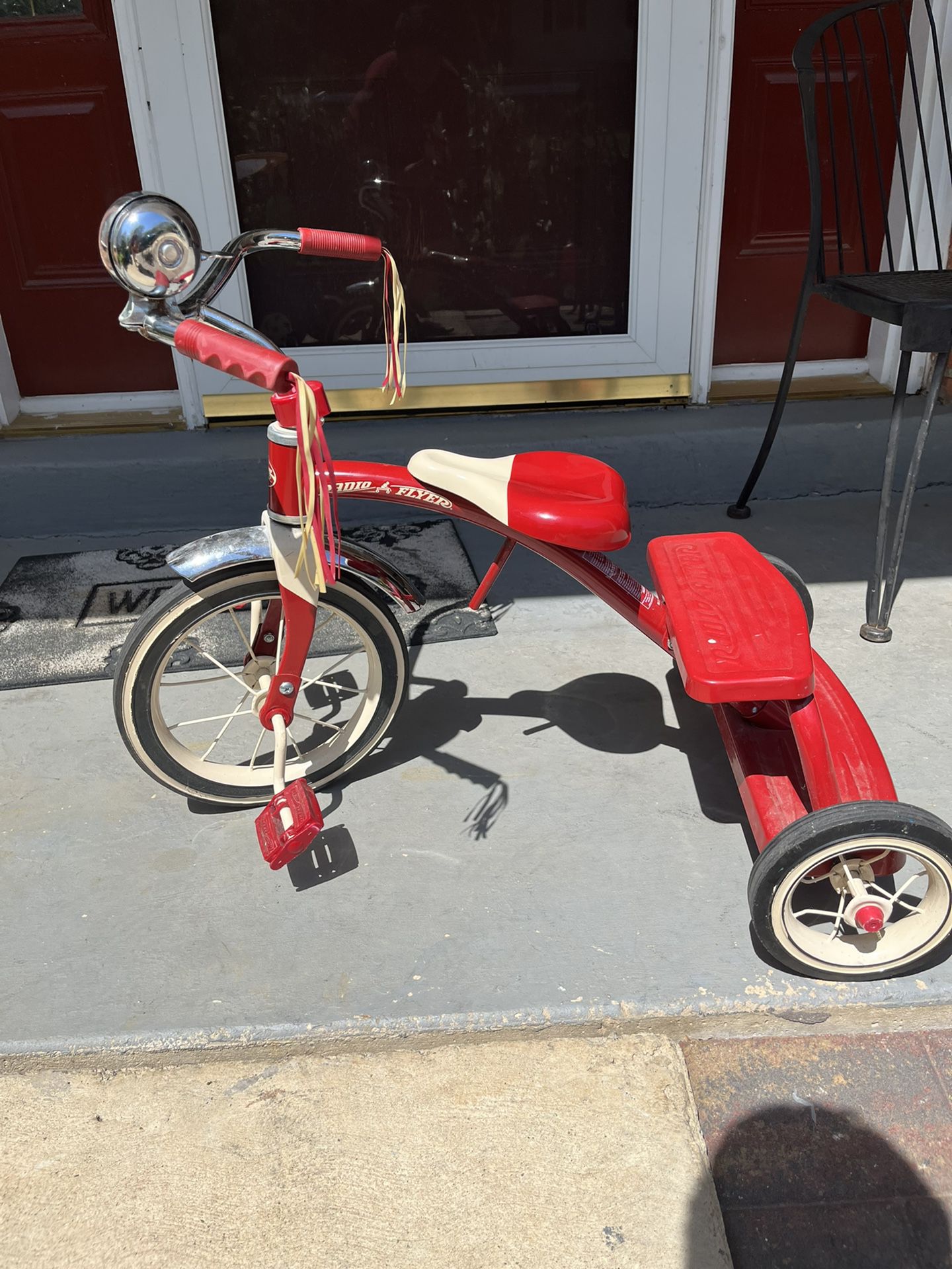 Radio Flyer Classic Dual Deck Tricycle 