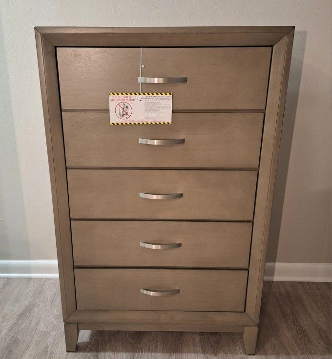 5 Drawer Dresser