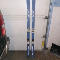 Skis