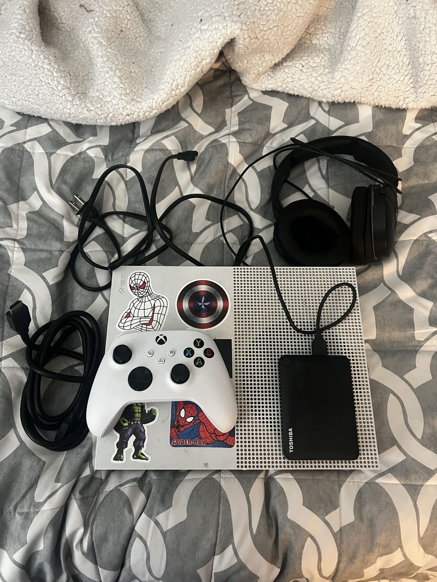 Xbox One S