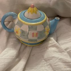 Teapot