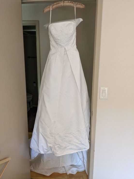 Wedding  dress Size 4